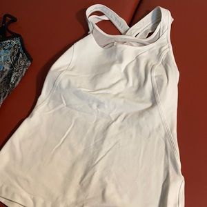 Workout shirt. Lululemon. Size small. Bra inside